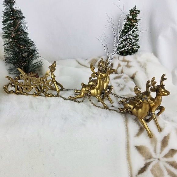 Vintage Brass Reindeer & Sleigh Winter Xmas Decor